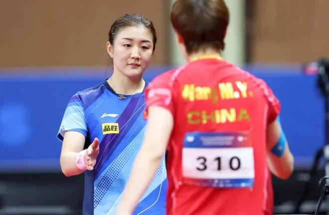 们甚至热情 们甚至热情